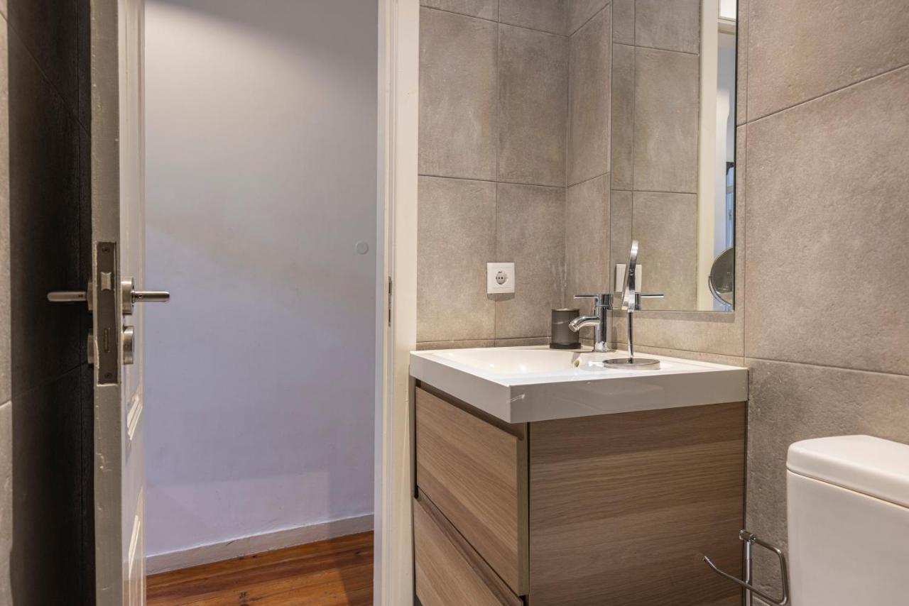 Alfama 2Bdr Duplex Apartment W/ Balcony By Lovelystay Lisboa Exteriör bild