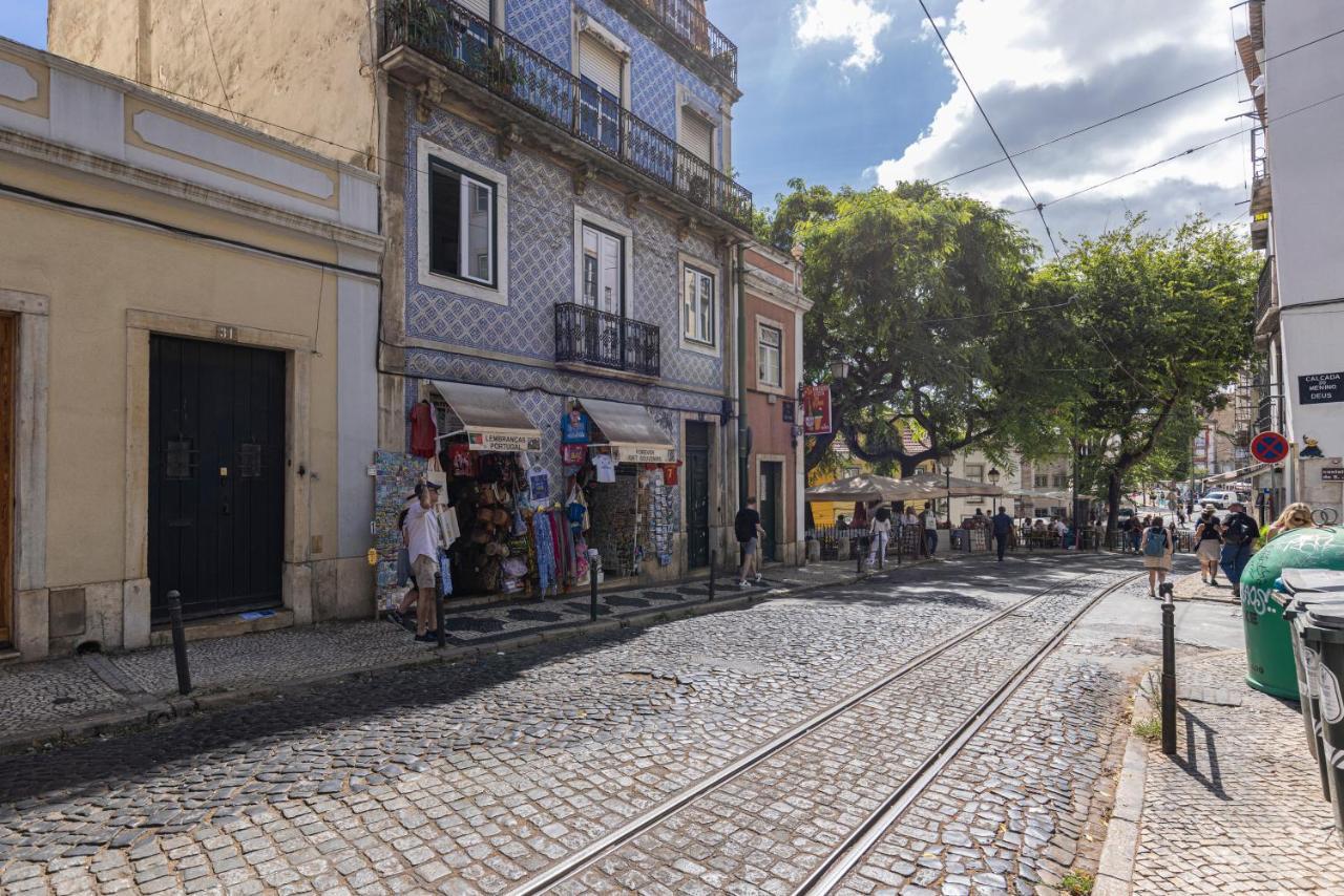 Alfama 2Bdr Duplex Apartment W/ Balcony By Lovelystay Lisboa Exteriör bild