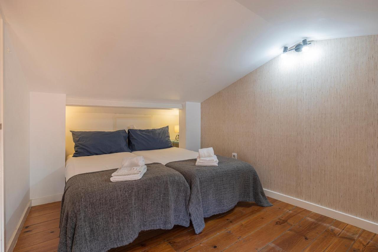 Alfama 2Bdr Duplex Apartment W/ Balcony By Lovelystay Lisboa Exteriör bild