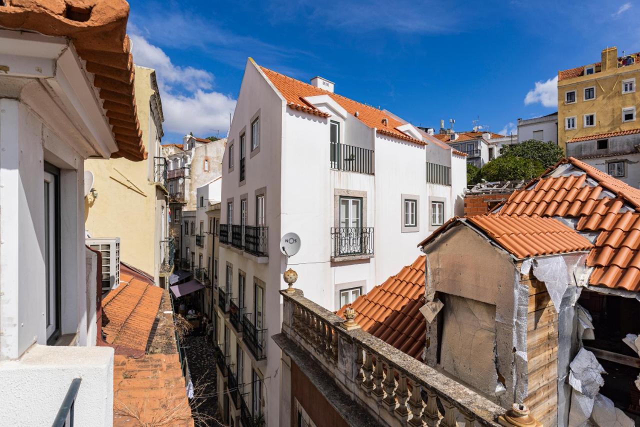 Alfama 2Bdr Duplex Apartment W/ Balcony By Lovelystay Lisboa Exteriör bild