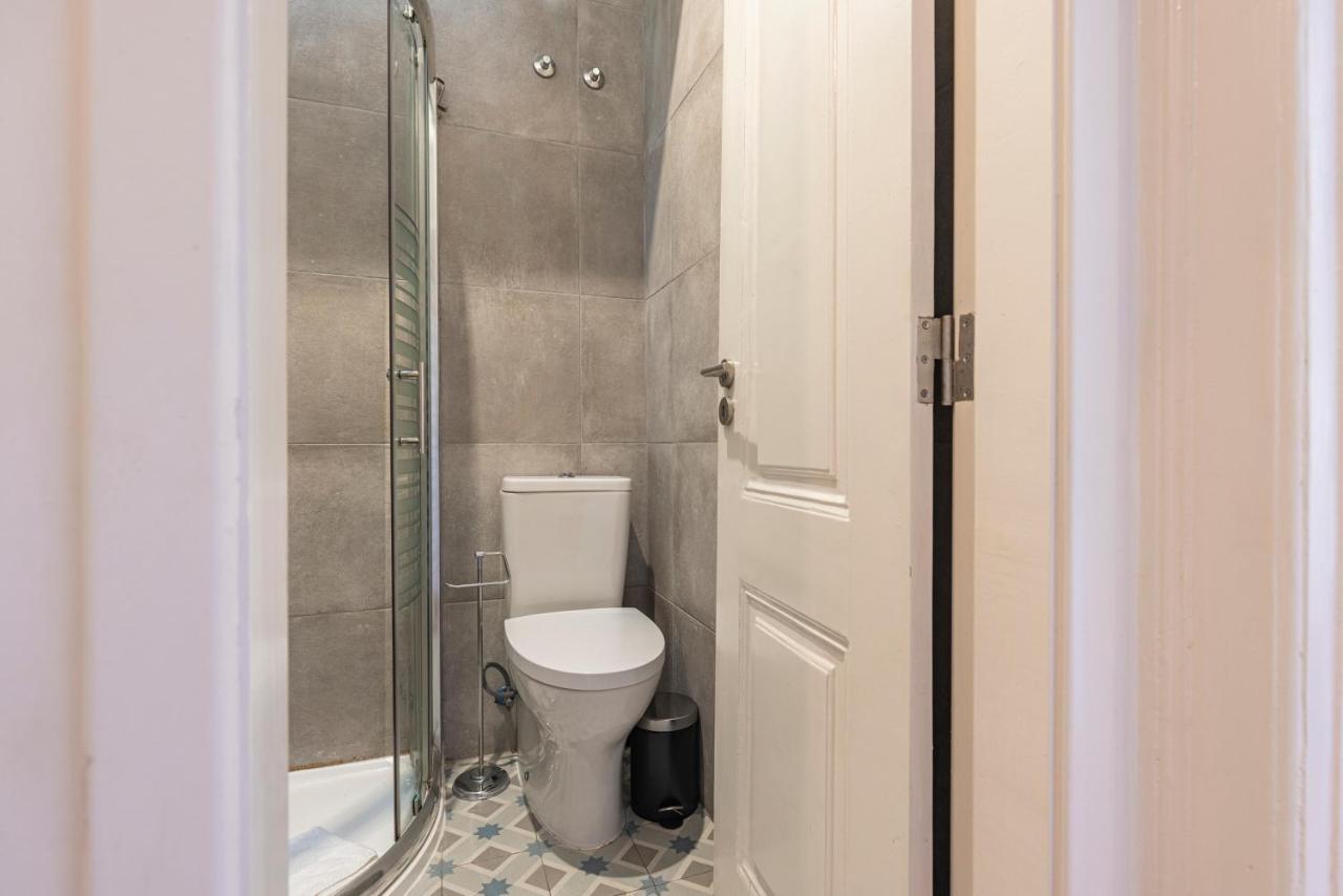 Alfama 2Bdr Duplex Apartment W/ Balcony By Lovelystay Lisboa Exteriör bild