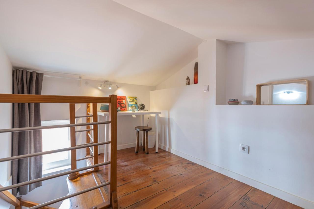 Alfama 2Bdr Duplex Apartment W/ Balcony By Lovelystay Lisboa Exteriör bild